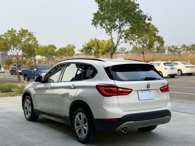 BMW寶馬 X1  第3張相片