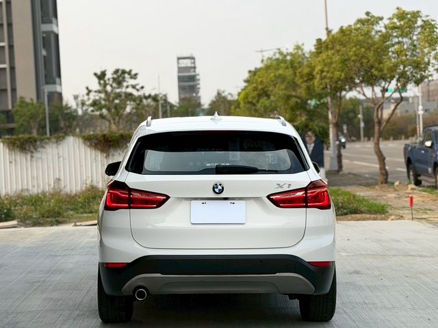 BMW寶馬 X1  第4張相片