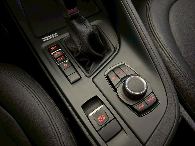 BMW寶馬 X1  第8張相片