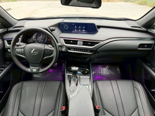 LEXUS凌志 UX200  第5張相片