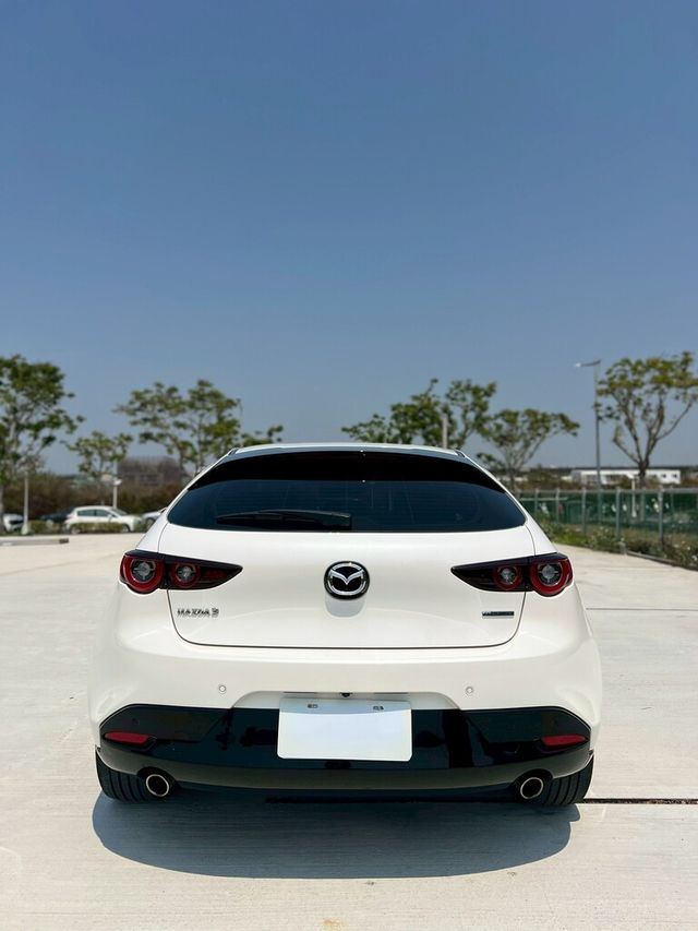 MAZDA馬自達 MAZDA 3  第7張相片