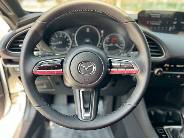 MAZDA馬自達 MAZDA 3  第15張相片