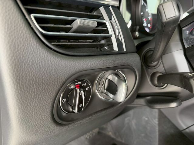 PORSCHE保時捷 MACAN  第14張相片