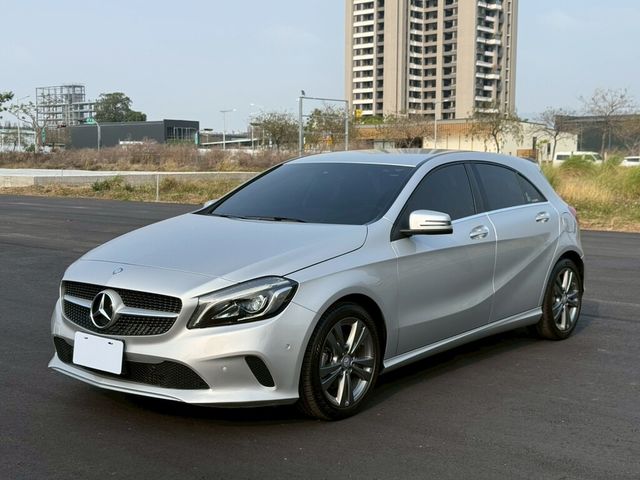 M-BENZ賓士 A180  第1張相片