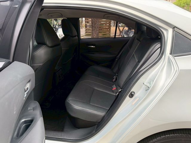 TOYOTA豐田 COROLLA ALTIS HYBRID  第8張相片