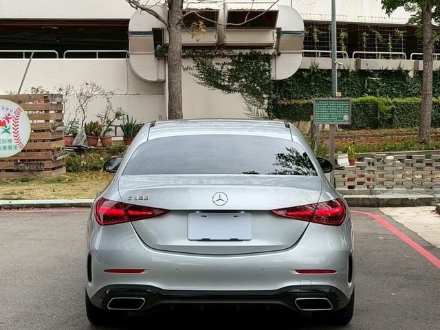 M-BENZ賓士 C300  第5張相片