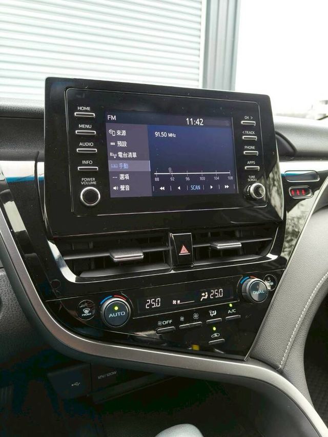 TOYOTA豐田 CAMRY  第13張相片