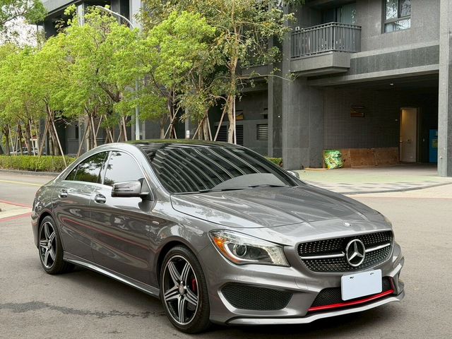 M-BENZ賓士 CLA250  第1張相片