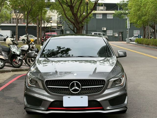M-BENZ賓士 CLA250  第6張相片