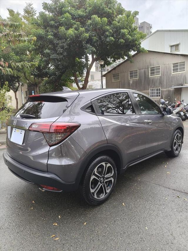 HONDA本田 HR-V  第3張相片
