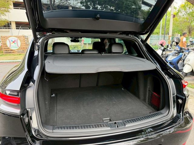 PORSCHE保時捷 MACAN  第4張相片