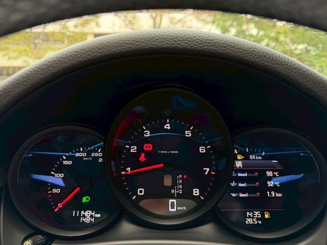 PORSCHE保時捷 MACAN  第17張相片