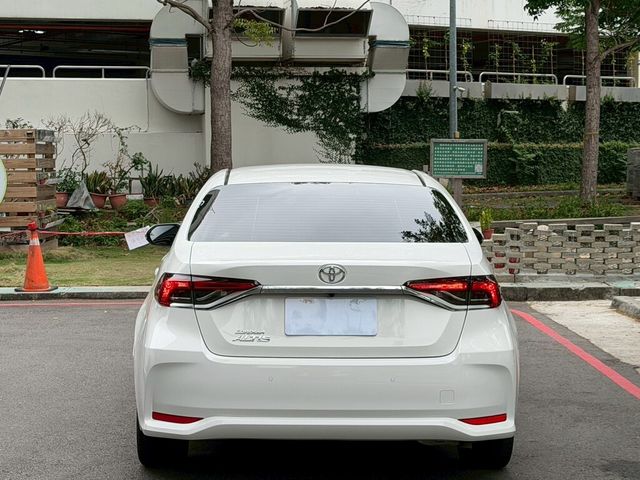 TOYOTA豐田 ALTIS  第4張相片