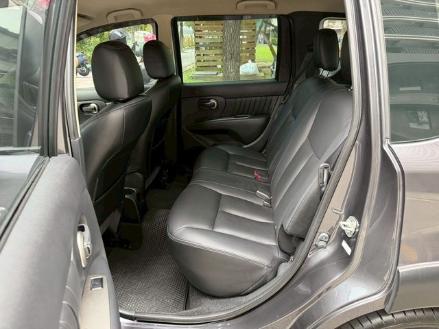 NISSAN日產 LIVINA  第7張相片