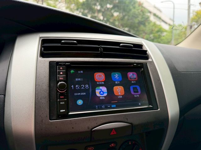 NISSAN日產 LIVINA  第13張相片