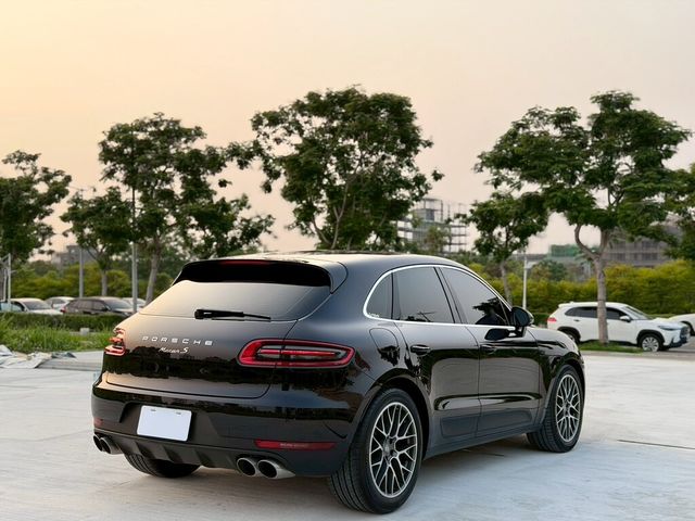 PORSCHE保時捷 MACAN S  第4張相片