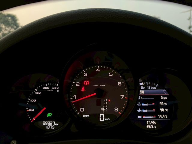 PORSCHE保時捷 MACAN S  第17張相片