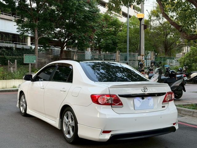 TOYOTA豐田 ALTIS  第6張相片