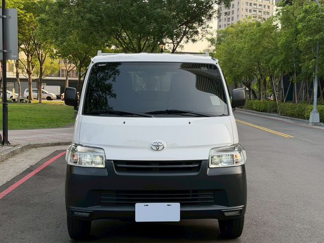 TOYOTA豐田 TOWN ACE  第5張相片