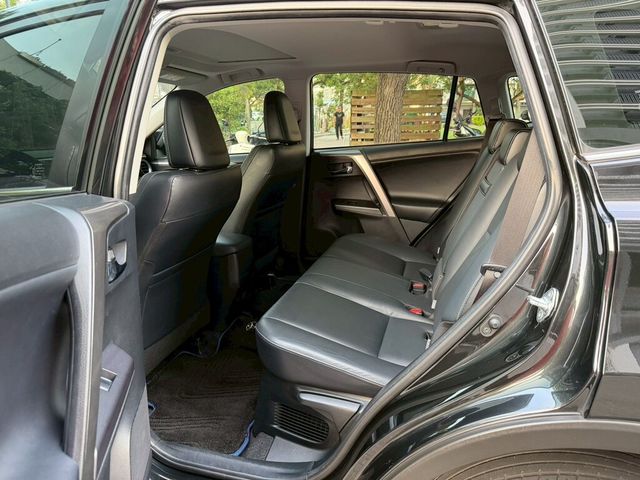 TOYOTA豐田 RAV4  第11張相片
