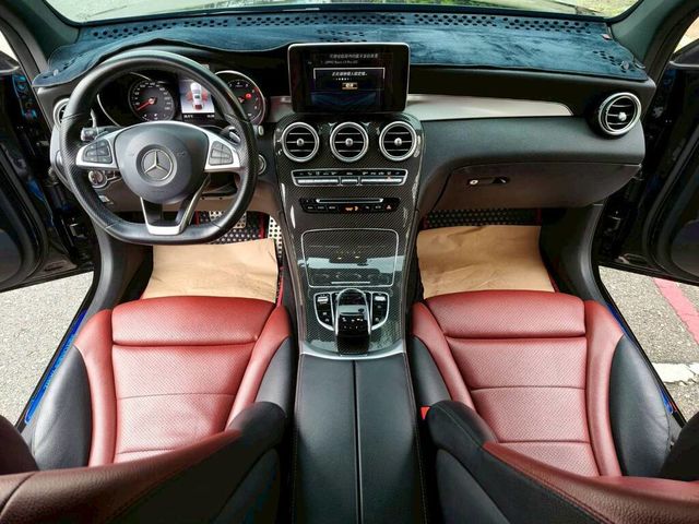 M-BENZ賓士 GLC300 AMG COUPE  第11張相片