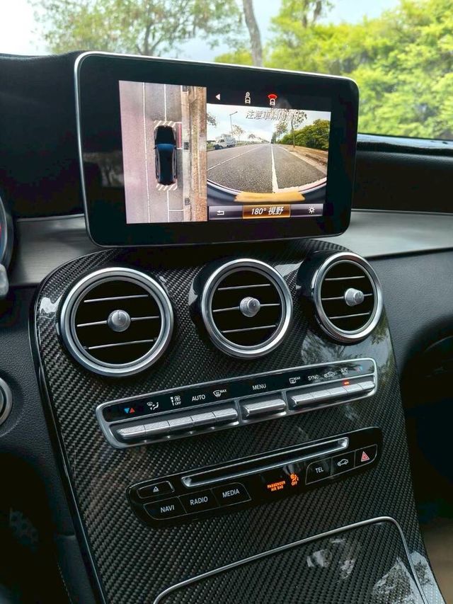 M-BENZ賓士 GLC300 AMG COUPE  第13張相片