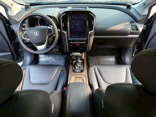 LUXGEN納智捷 U6 GT  第9張相片