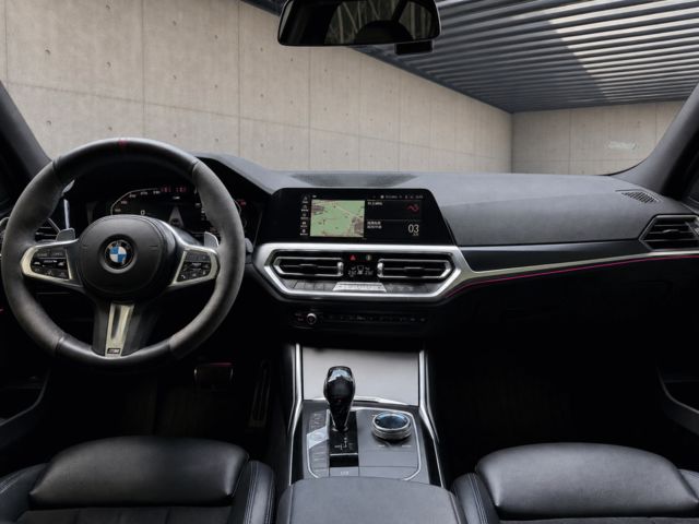 BMW寶馬 320I  第5張相片