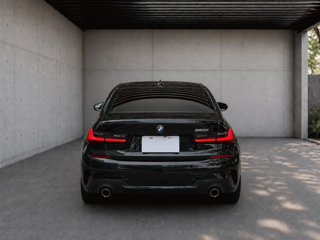 BMW寶馬 320I M SPORT  第4張相片