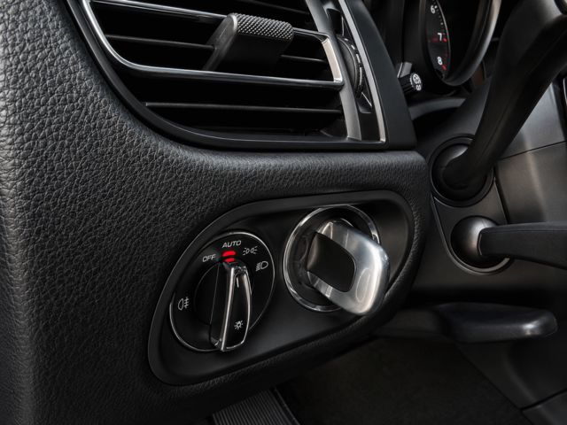 PORSCHE保時捷 MACAN  第12張相片
