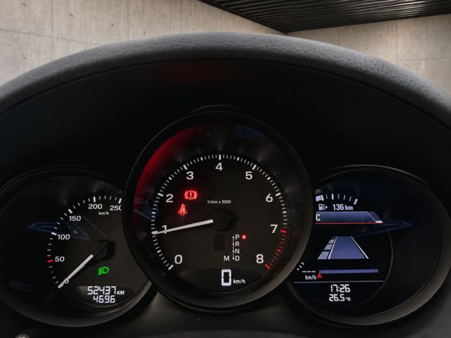 PORSCHE保時捷 MACAN  第13張相片
