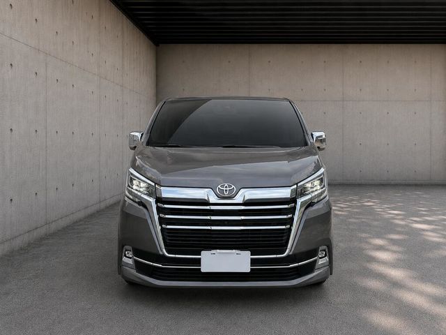 TOYOTA豐田 GRANVIA  第3張相片