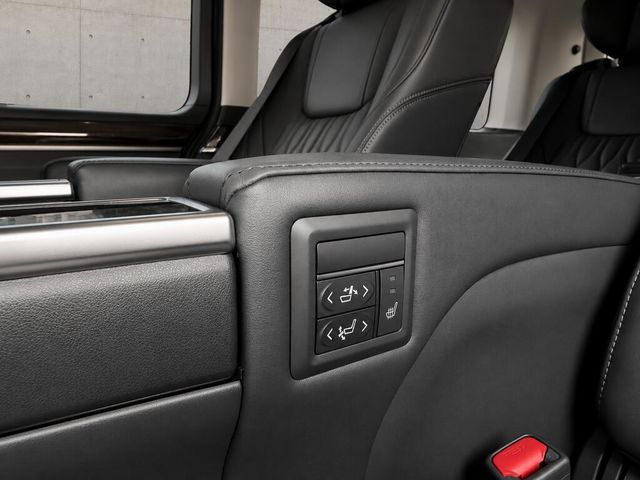 TOYOTA豐田 GRANVIA  第11張相片