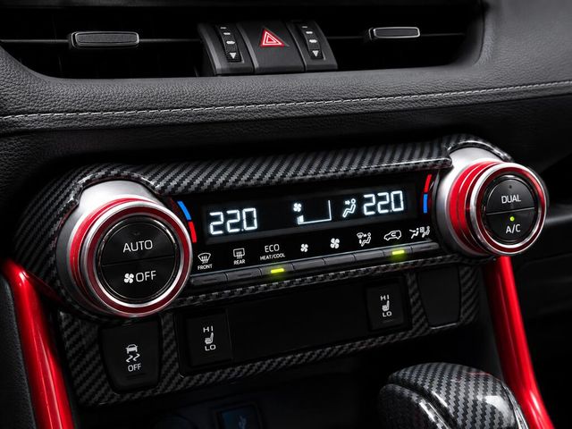 TOYOTA豐田 RAV4  第10張相片