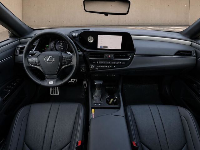 LEXUS凌志 ES300H  第5張相片