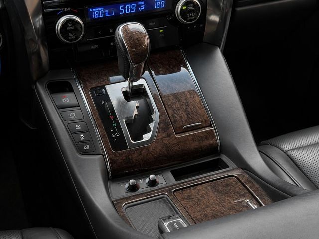 TOYOTA豐田 ALPHARD  第7張相片