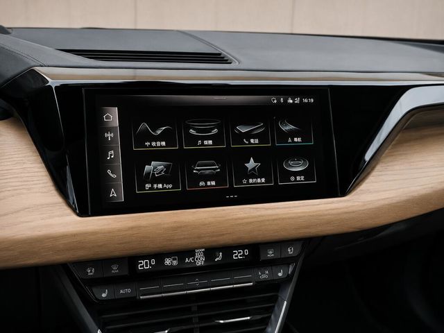 AUDI奧迪 E-TRON  第7張相片