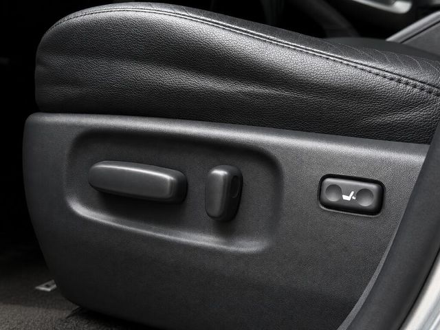TOYOTA豐田 RAV4  第6張相片