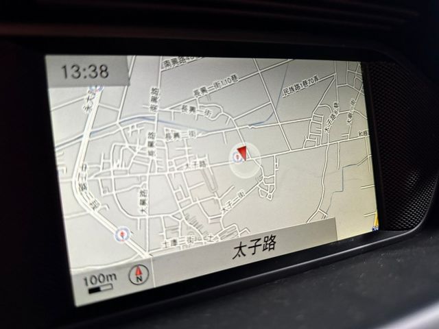 新入庫年輕人的夢想 2014年 W204 C250  HK音響/天窗/AMG套件/AMG18寸鋁圈  第15張相片