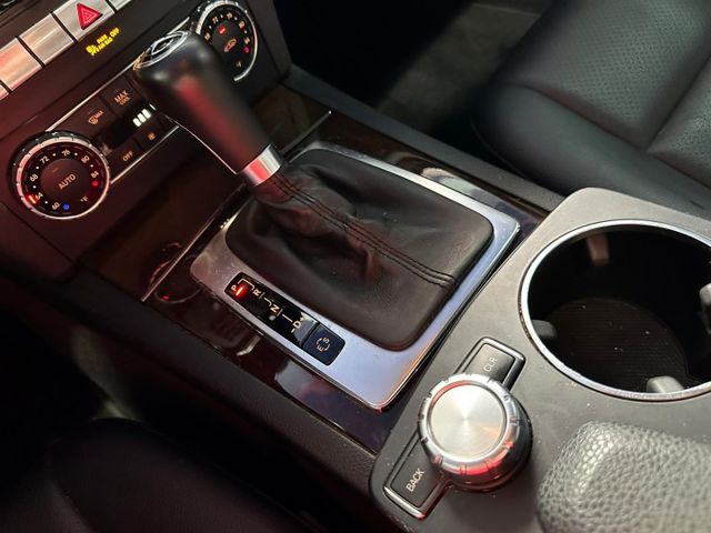 新入庫年輕人的夢想 2014年 W204 C250  HK音響/天窗/AMG套件/AMG18寸鋁圈  第17張相片