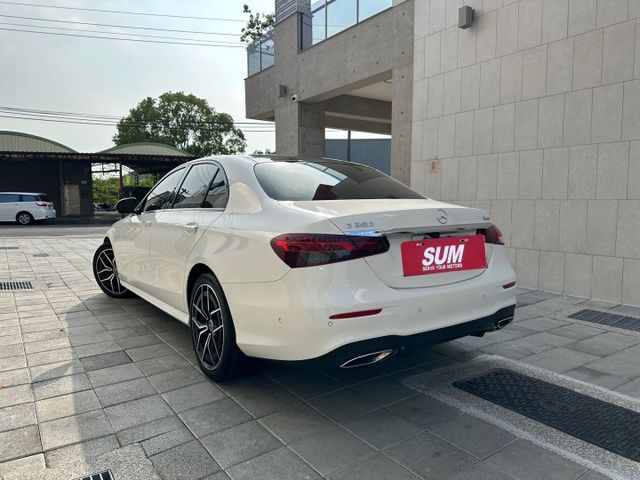 W213.5 E350 AMG ACC/自動跟車/車道維持/車道偏離/360環景/柏林之音/多光束頭燈/四座電吸門/腳踢  第6張相片