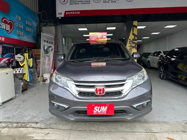 新入庫家庭代步車 CR-V VTi-S 2.4 電動天窗~分區溫控~中控螢幕~後座出風口~HID氙氣頭燈~煞車力道分配  第2張相片