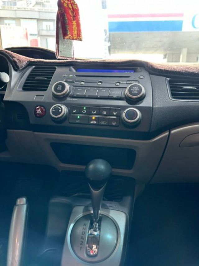 2008 K12 一手女用黑內裝 大螢幕安卓機/藍牙/導航/APPLE CARPLAY/倒車顯影/恆溫空調  第12張相片