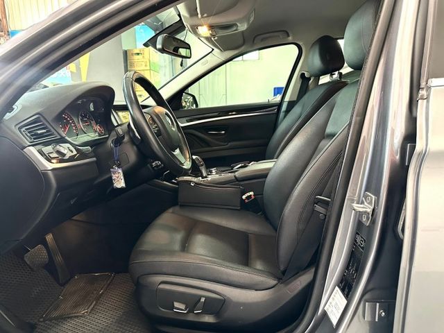 新入庫國產價錢  2013 BMW 520d 總代理   前霧燈/後霧燈️/失壓續跑胎/駕駛座電動調整  第8張相片