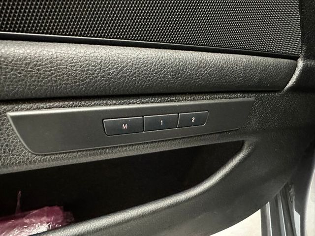 新入庫國產價錢  2013 BMW 520d 總代理   前霧燈/後霧燈️/失壓續跑胎/駕駛座電動調整  第18張相片
