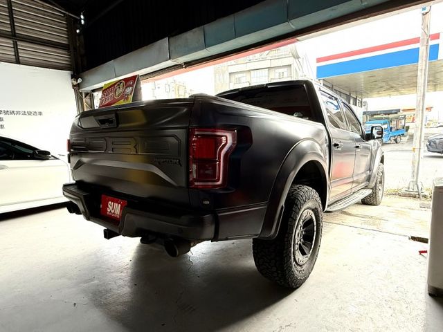 新入庫猛禽 2017年FORD F150 猛禽 氣氛燈/ ACC跟車/拥有標準、街道、雨雪、砂石、岩石等道路模式  第6張相片