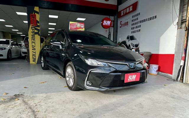 新入庫 2021  Altis 油電 黑 尊爵版 原廠電池保固 8年或16萬公里 ACC跟車  液晶儀表  第1張相片