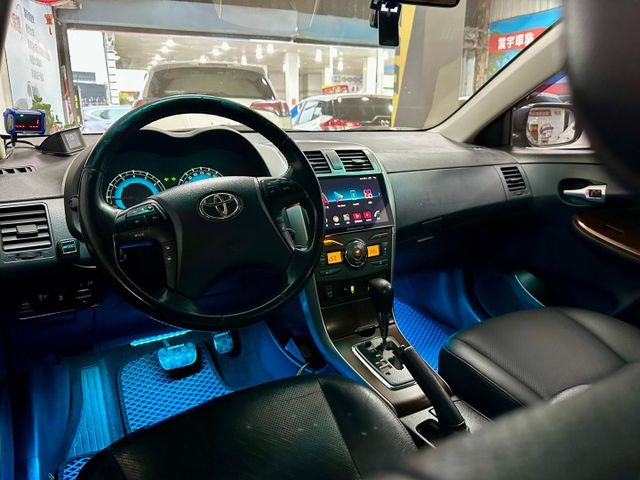 入庫 2011 Altis E經典 天窗版 升級：行車記錄器、排氣管 可調避震器、安卓機、改裝鋁圈 胎壓偵測、抬頭顯示器  第7張相片