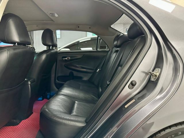 入庫 2011 Altis E經典 天窗版 升級：行車記錄器、排氣管 可調避震器、安卓機、改裝鋁圈 胎壓偵測、抬頭顯示器  第9張相片