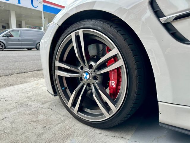 新入庫年輕人的  2014 BMW 328i M3-Look 禮服改  改了M3套件 全段排氣管  第7張相片